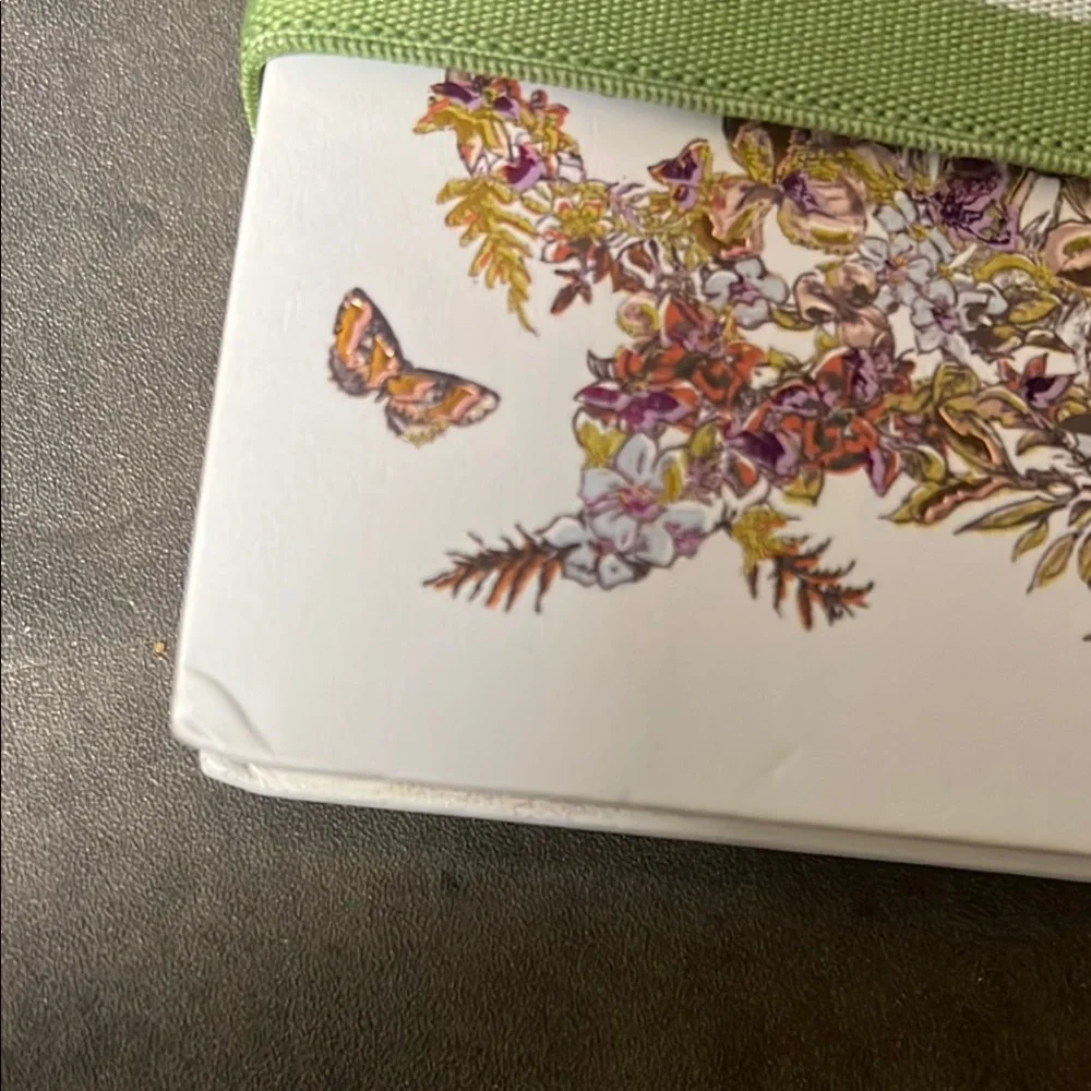 Christian Dior Floral Notebook with Green Band - Picture 8 of 8